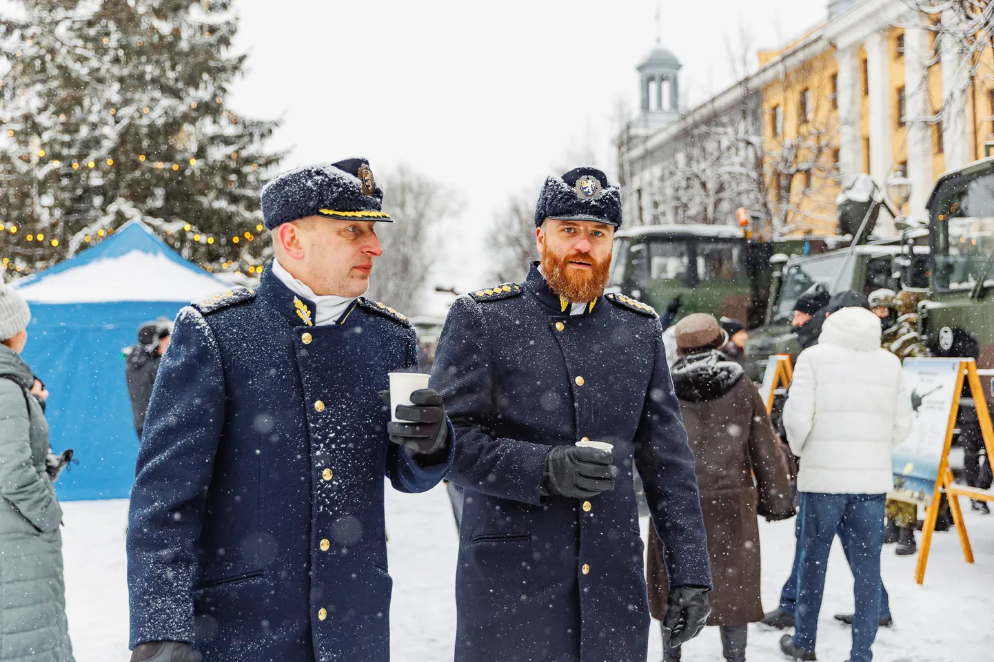 На Петровской площади Нарвы 3 января торжественным построением и выставкой вооружения отметили 105-ю годовщину объявления перемирия в Освободительной войне.