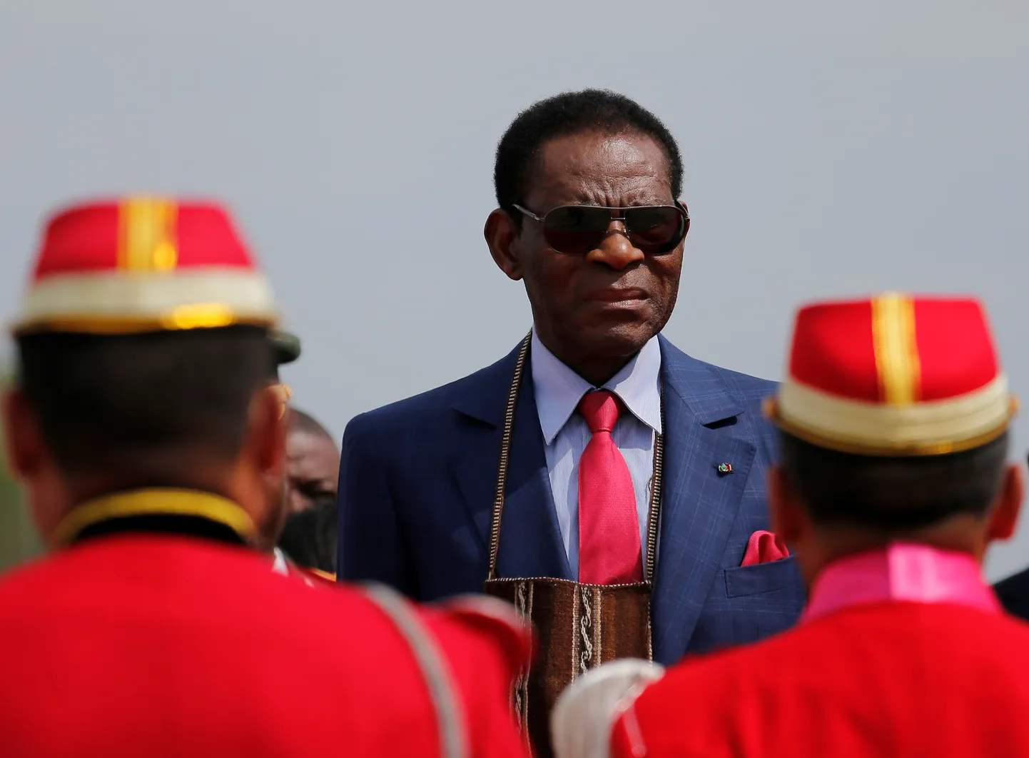 Ekvatoriaal-Guinea presidendi Obiang Nguema Mbasogo lähikondsed on kistud piinlikusse seksiskandaali.