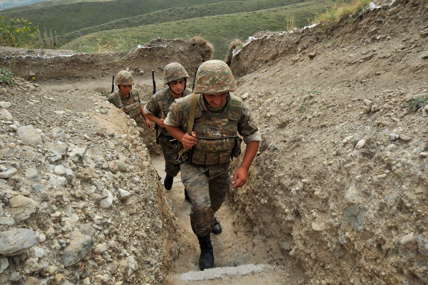 Armeenia sõdurid Mägi-Karabahhi piiril.