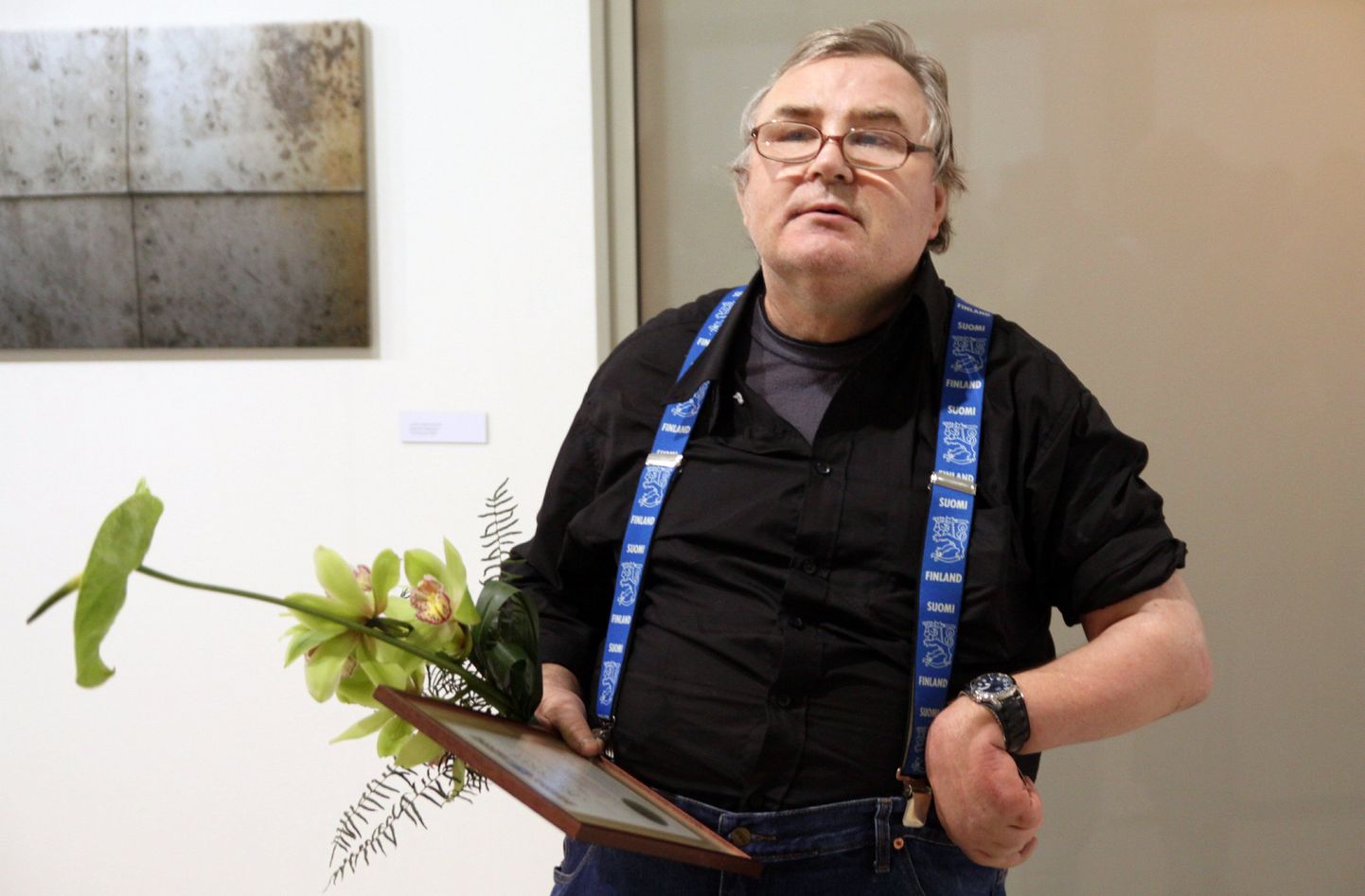 Pärnu kunsti aastapreemia pälvis Aivar Kurvits.