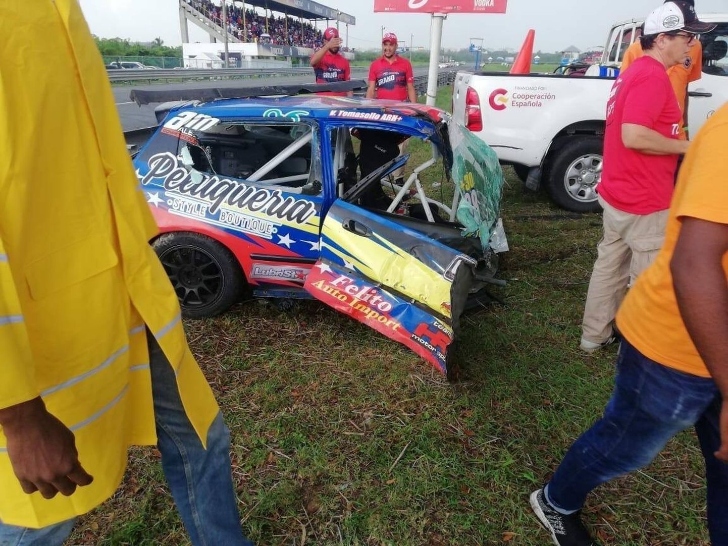 Valentina Tomasello auto pärast avarii