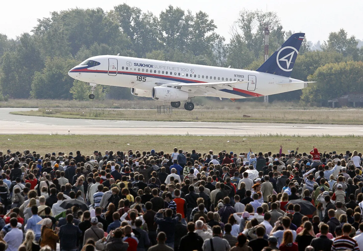 Superjet 100 rahvusvahelisel lennundusnäitusel MAKS-2009