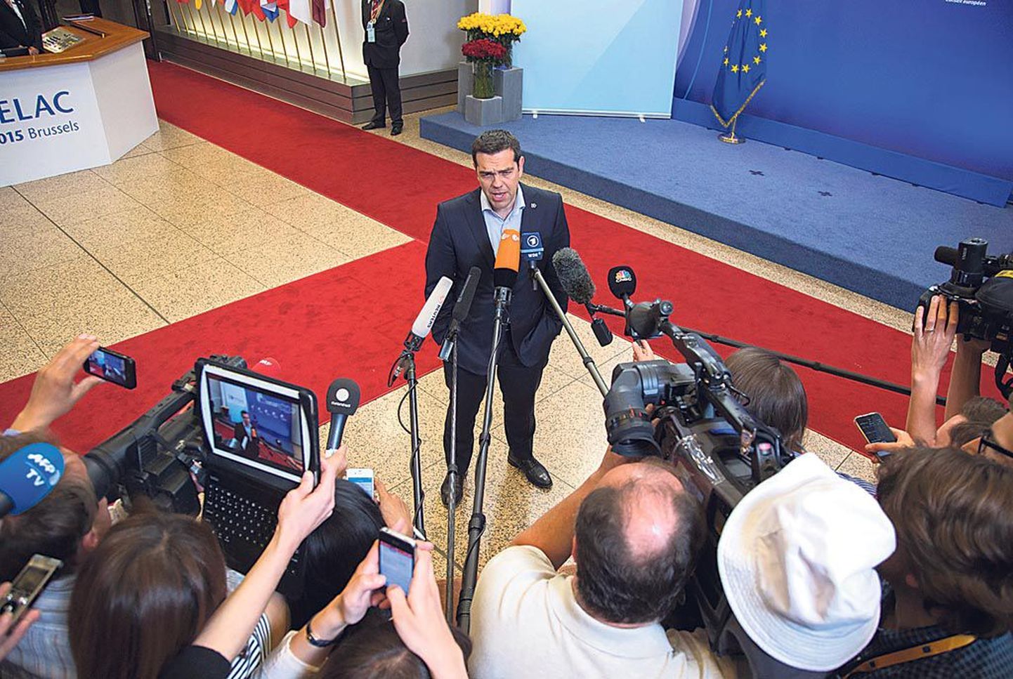 Kreeka peaministril Alexis Tsiprasel polnud meediale erilist rõõmusõnumit.