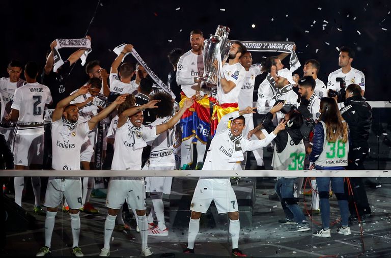 Madridi Reali mängijad tähistamas mullust Meistrite liiga tiitlivõitu.