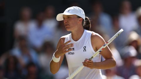 Nii tiitlikaitsja kui ka maailma teine reket löödi Wimbledonis ühe pärastlõunaga auti