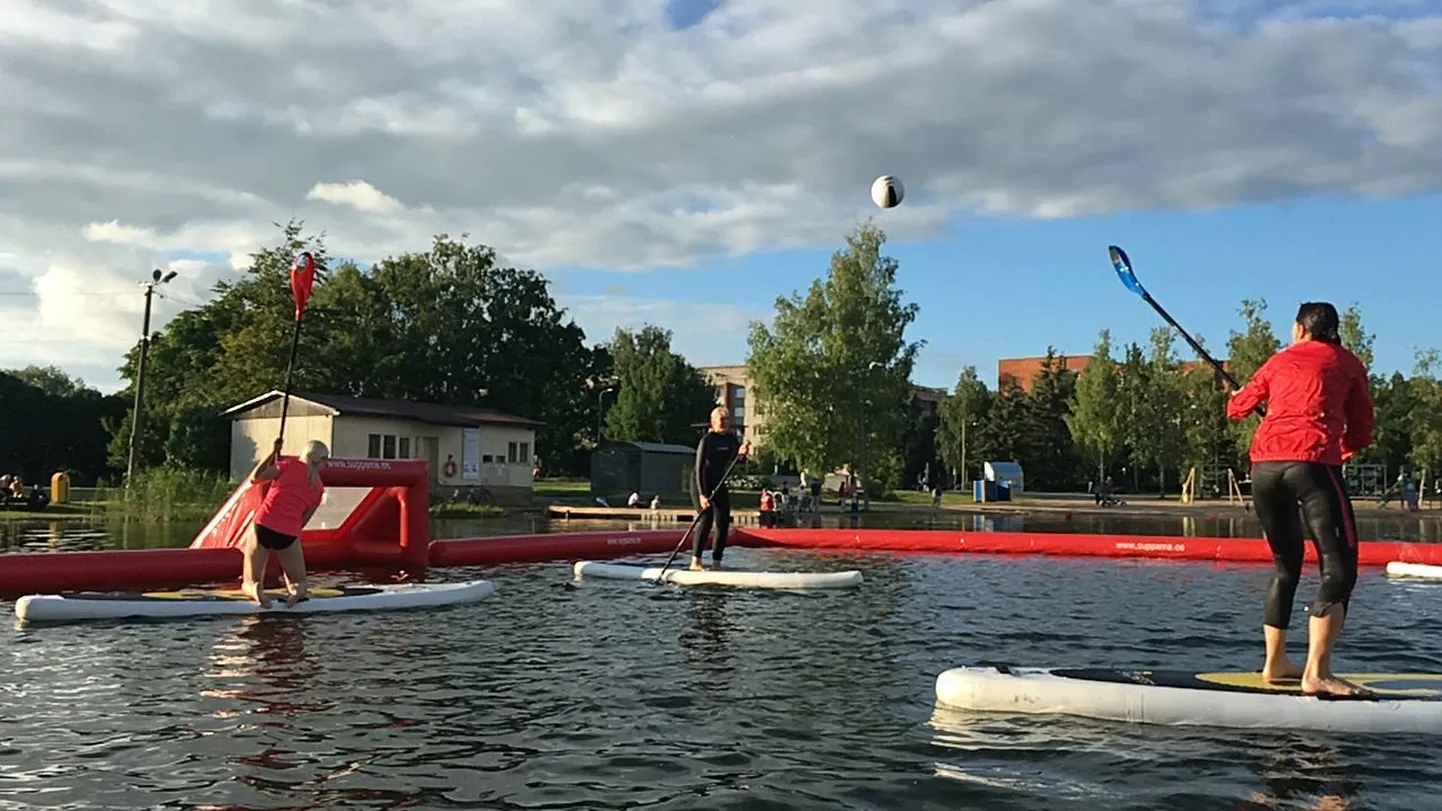 SUP polo Anne kanali peal.