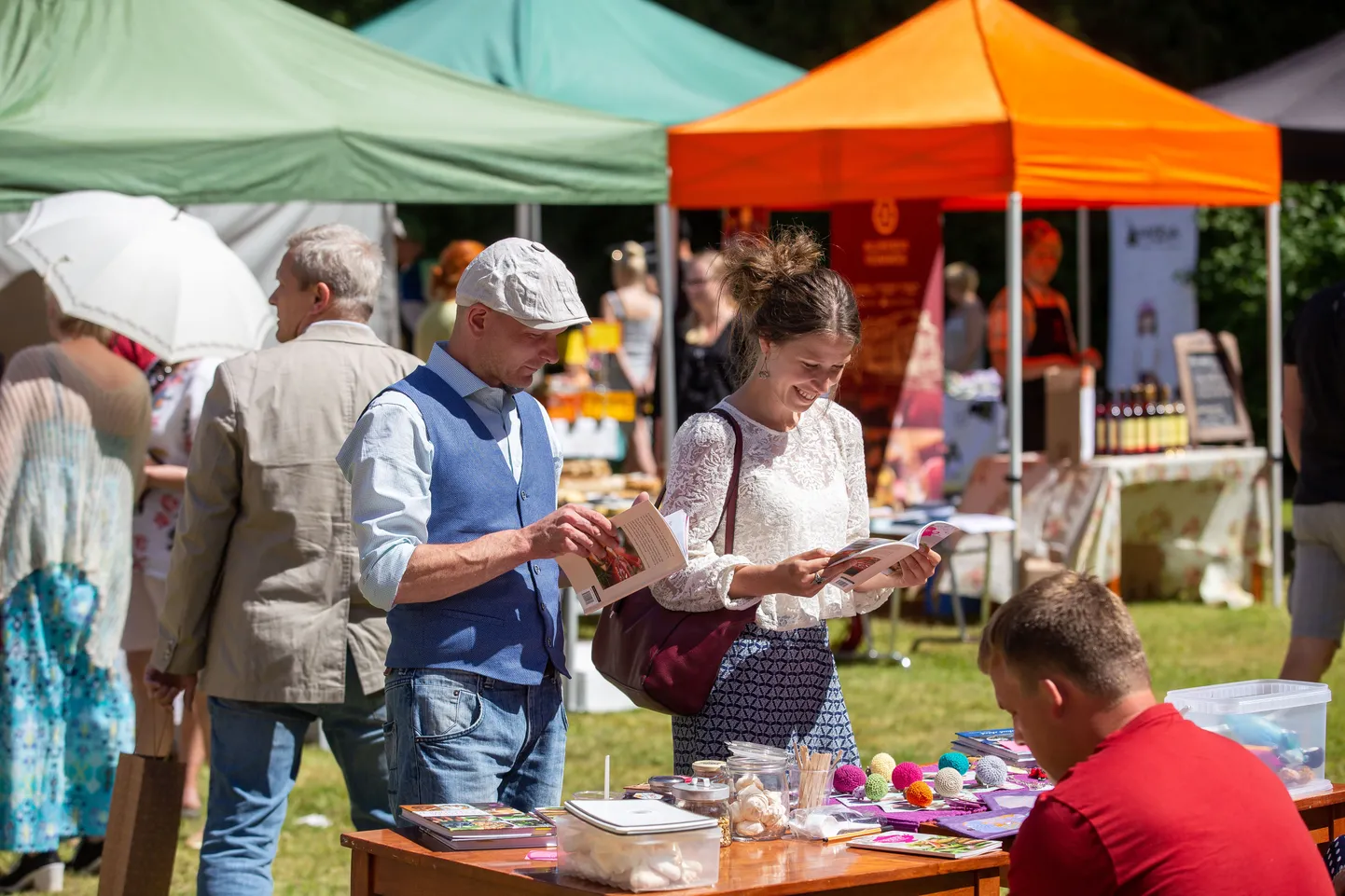 Rabarberifestival Roosna-Allikul