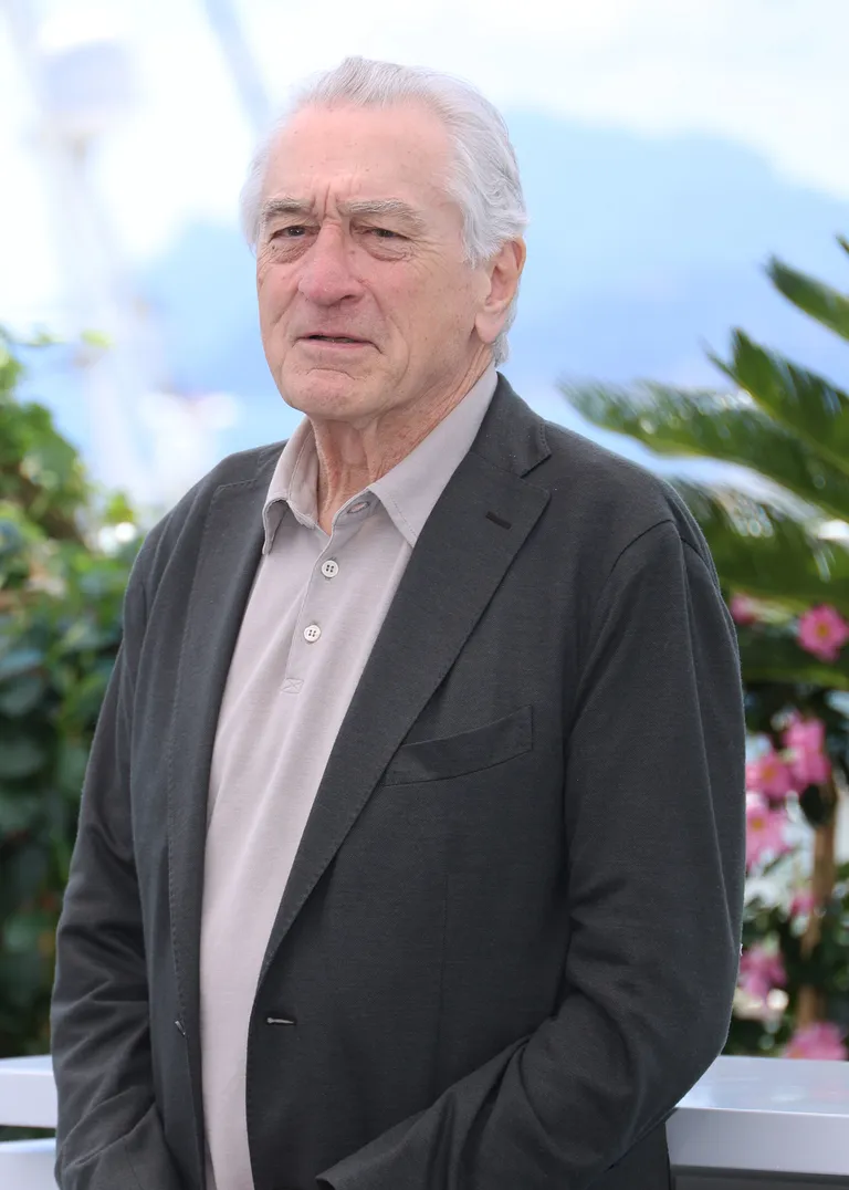 81-aastane Robert De Niro Cannes'i filmifestivalil.