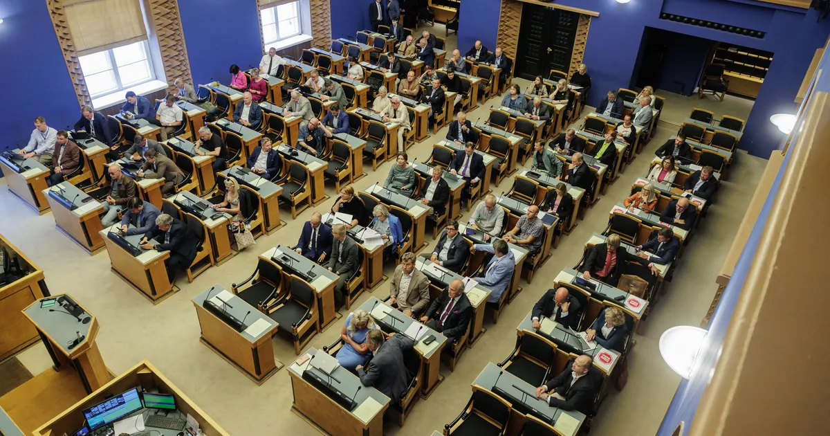 Riigikogu võttis vastu hoiu-laenuühistute tegevust reguleeriva seaduse