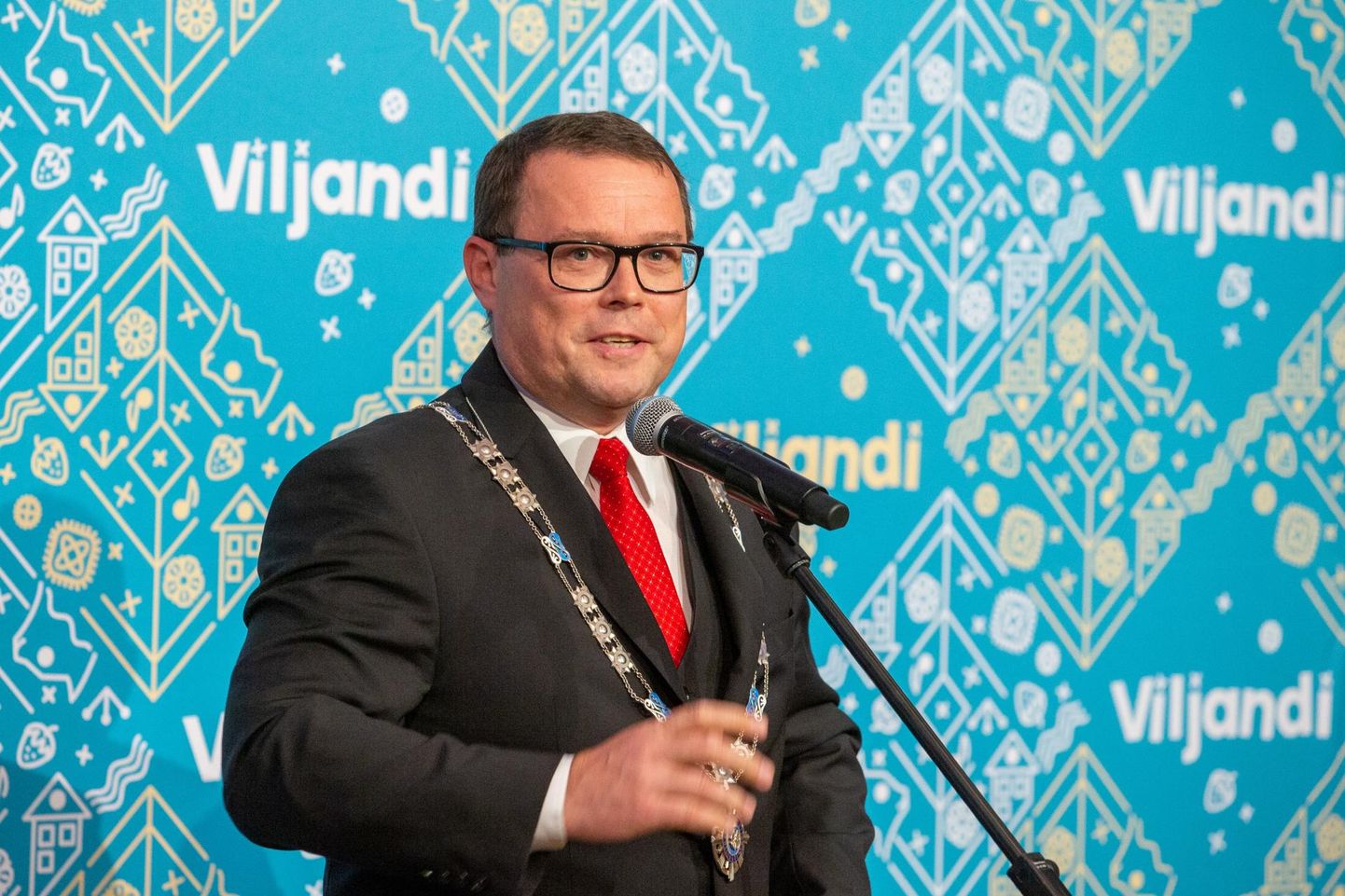 Madis Timpson, Viljandi linnapea.