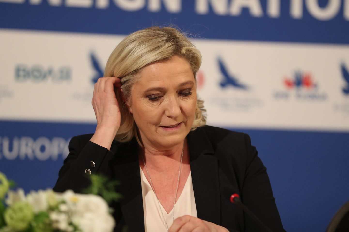 Marine Le Pen Tallinnas - pressikonverents Mustpeade majas