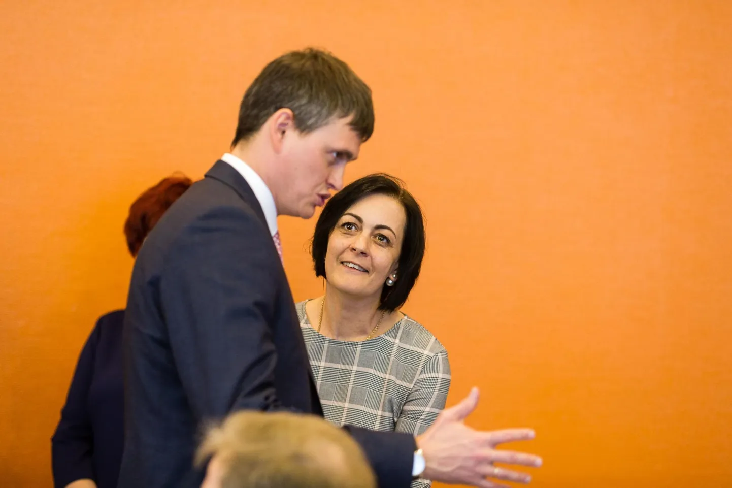 Narva linnapea Aleksei Jevgrafovi tagandas volikogu ametist. Volikogu esimees Irina Janovitš teatas, et astub ise tagasi.