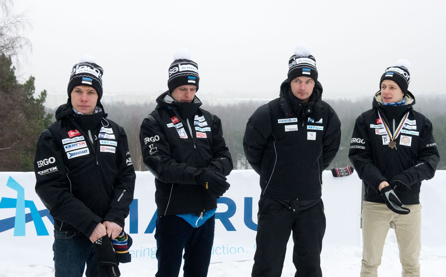 Vasakult Kail Piho, Karl-August Tiirmaa, treener Tambet Pikkor ja Hen-Hendrik Piho.