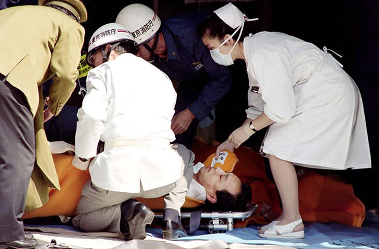 Pēc zarīna uzbrukuma metro Japānā, 1995. gadā