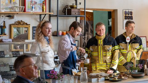KÜMME KÜLA, ÜKS TIITEL ⟩ Kes valitakse Viljandimaa aasta külaks?