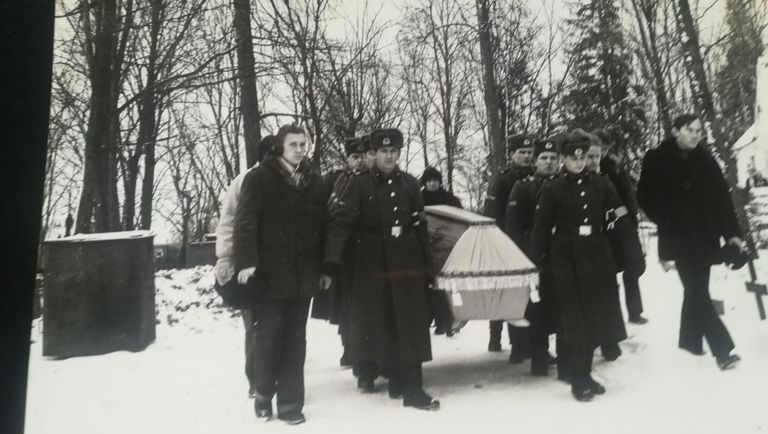 Funeral, January 4, 1981. FOTO: