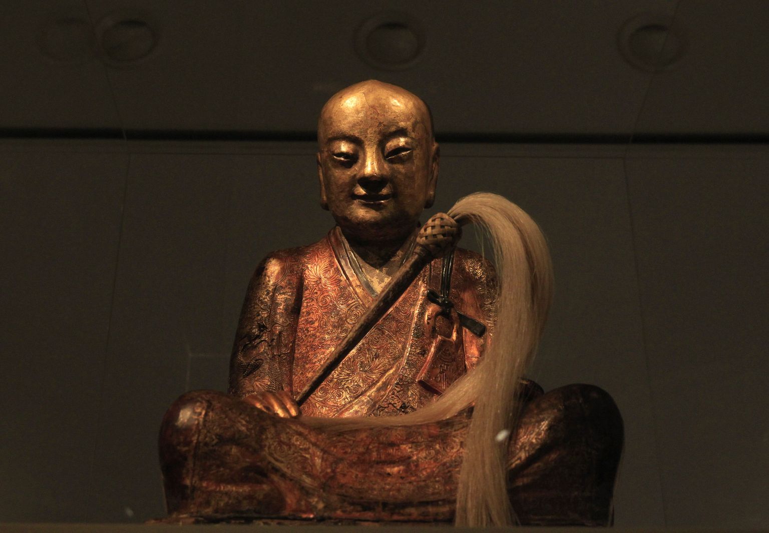 Buda munga kuju, mille sees on inimskelett