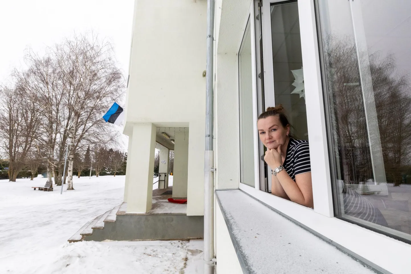Võnnu keskkooli direktor Triin Lõbu oli nördinud, et pidi uudist gümnaasiumiosa võimalikust sulgemisest lugema uudistest.