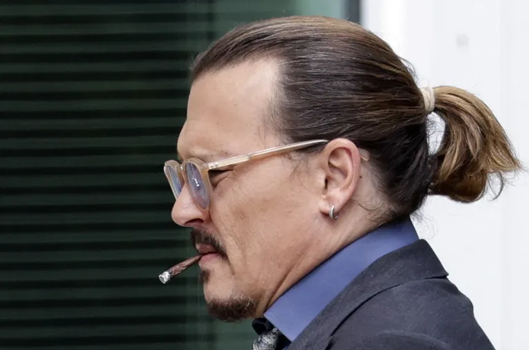 Džonijs Deps