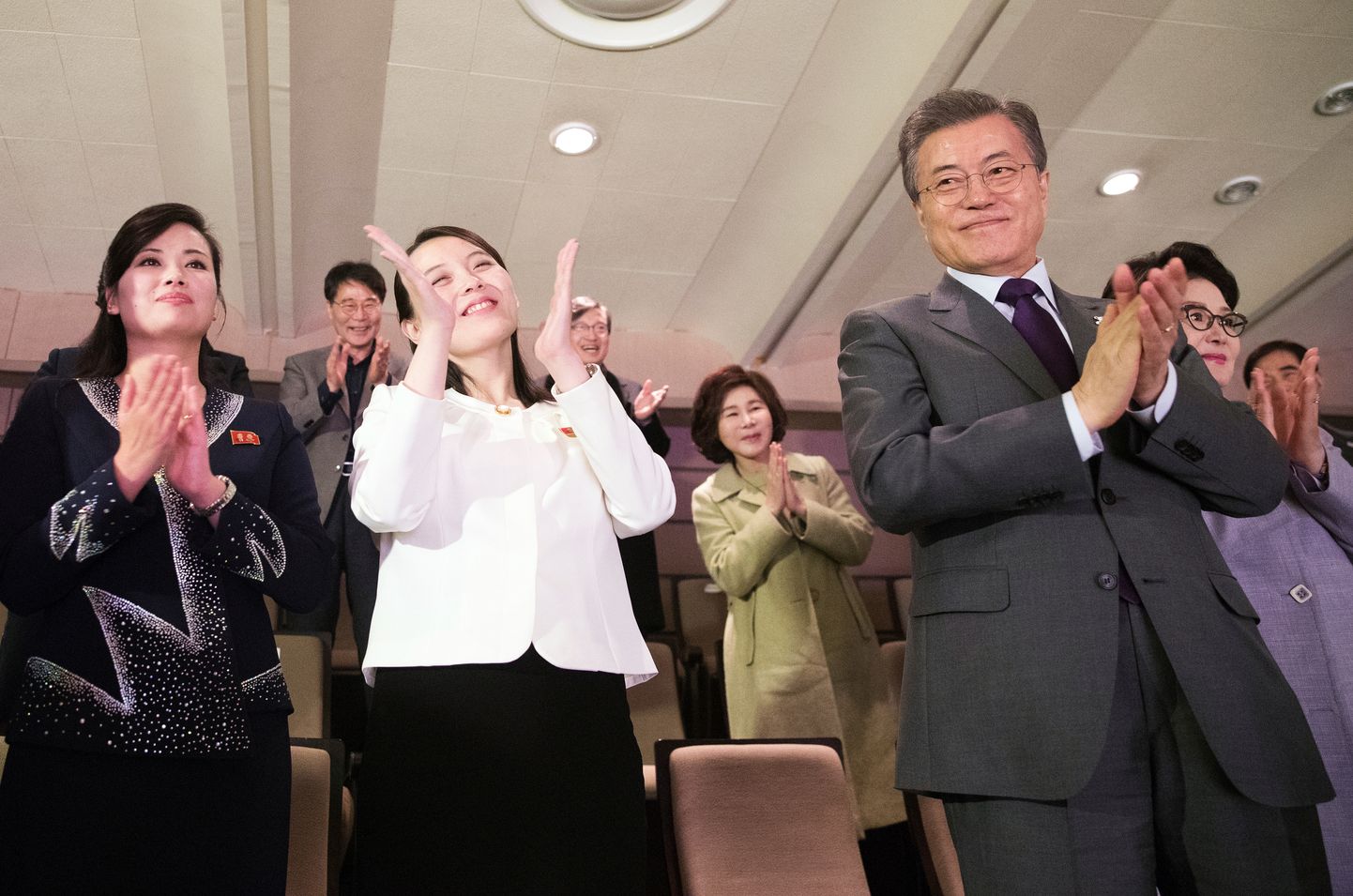LÕuna-Korea president Moon Jae-in ja Põhja-Korea liidri Kim Jong-uni õde Kim Yo-jong.