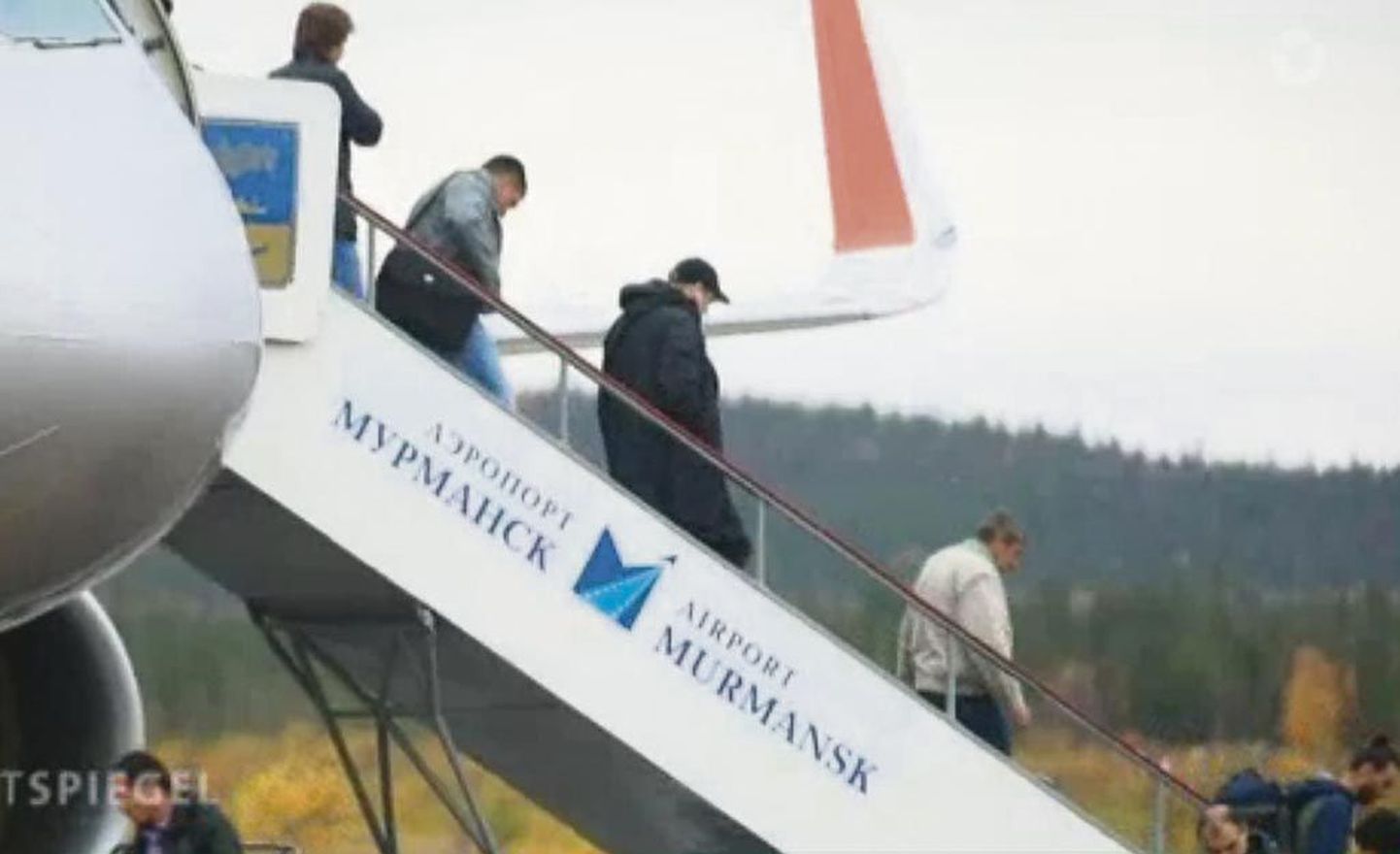 Põgenikud, kellel pole vaja karta ellujäämise pärast Vahemere lainetes, saabuvad Murmanskisse Moskvast mugavalt lennukiga. Venemaa kaudu Norrasse minejad on kaasmaalastest silmapaistvalt jõukamad.