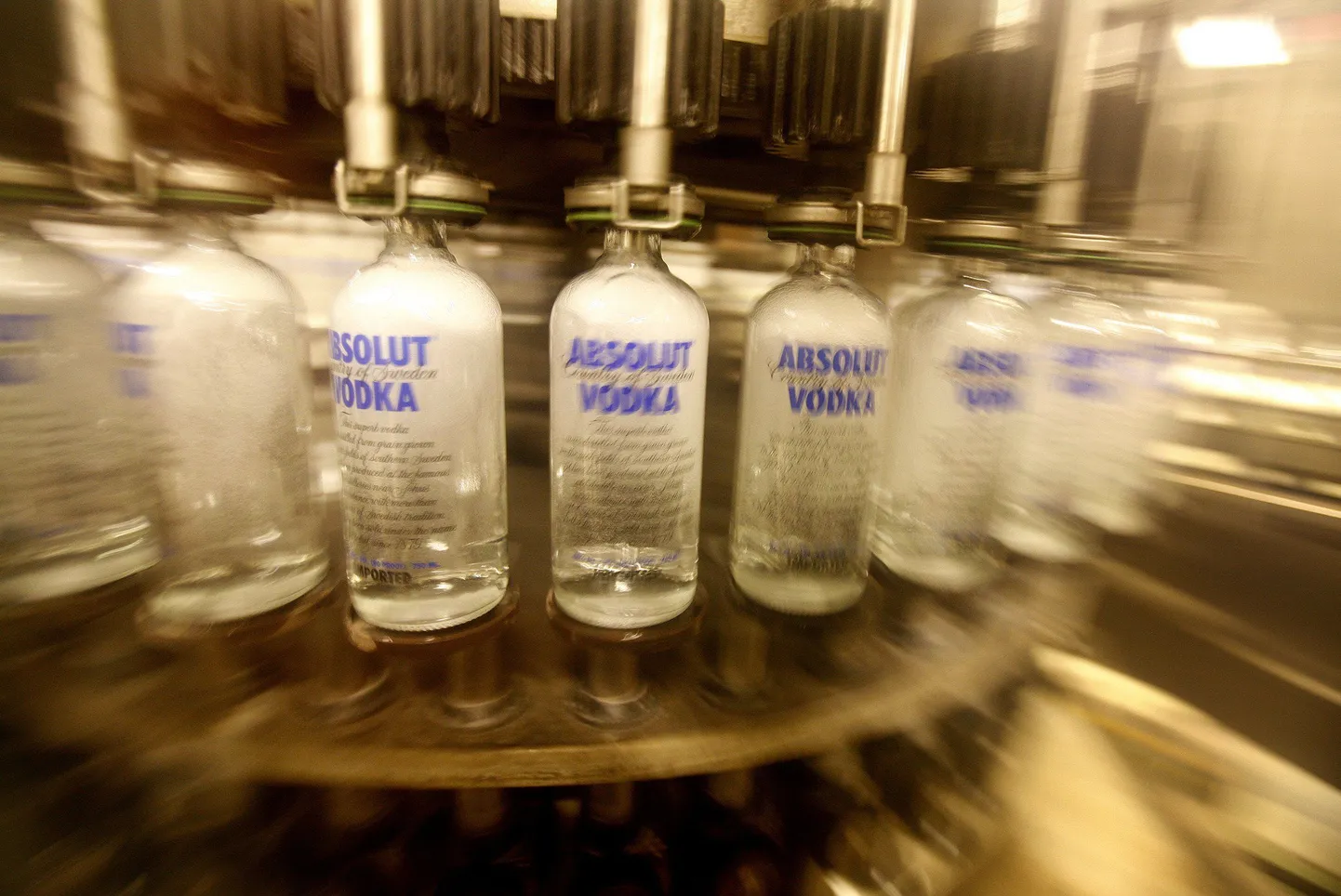 Ettevõtjatest vennad plaanivad Absoluti viinapudeli kujulist hotelli.