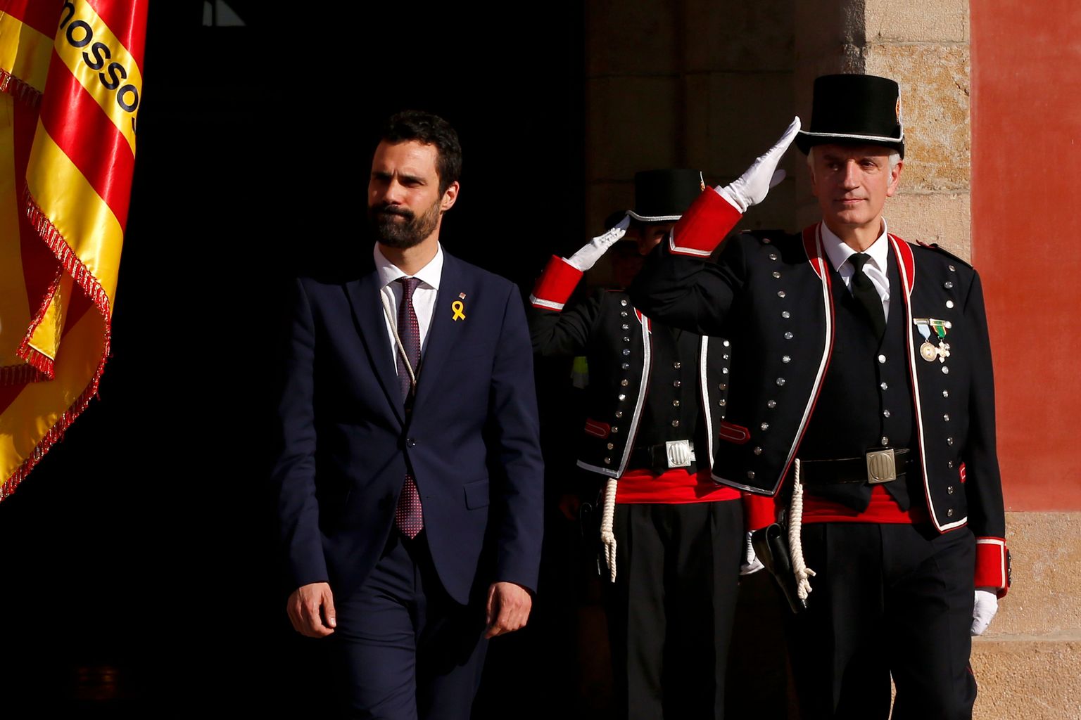 Kataloonia parlamendi spiikriks valitud Roger Torrent lubas lõpetada Hispaania keskvalitsuse otsevalitsemise Kataloonias.