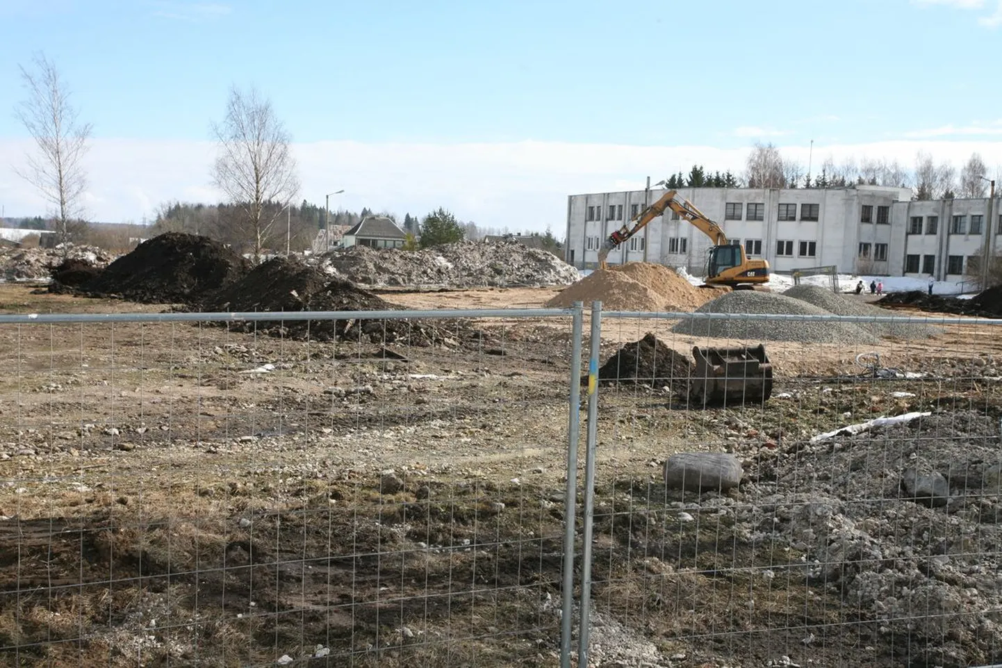 Praegu käivad Järva-Jaanis ajaloolise Pentre veski asukohas pinnasetööd, kuid sügisel avab seal uksed piirkonna suurim, Grossi toidukauplus.