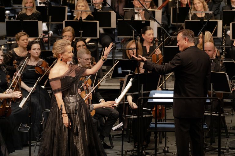 Operā izskanējis Elīnas Garančas solokoncerts