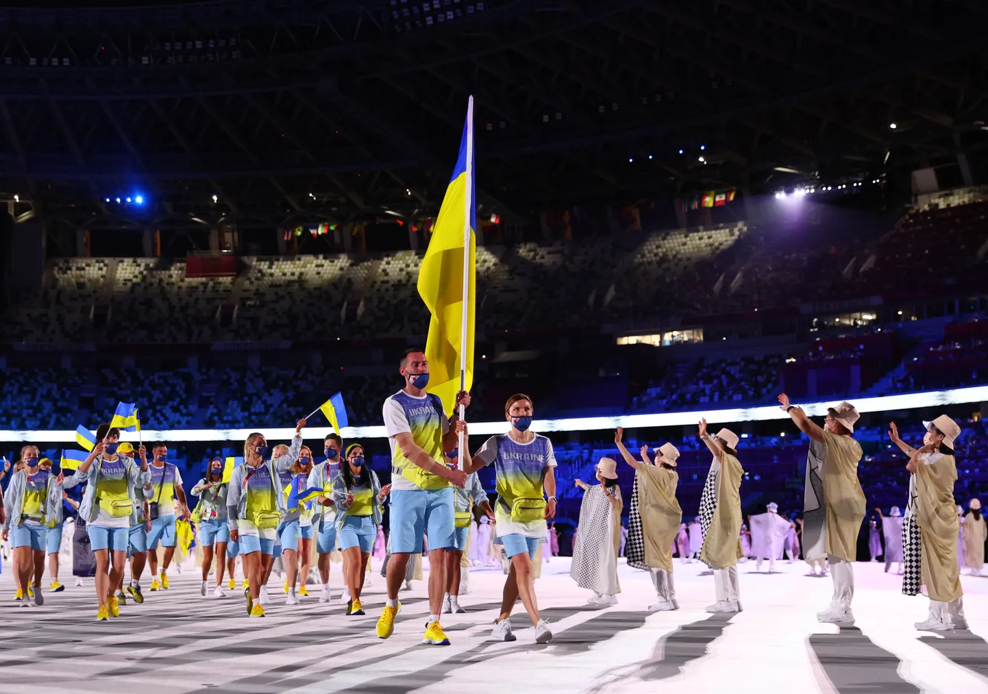 Ukrainas karogs Tokijas olimpisko spēļu atklāšanas ceremonijā (ilustratīvs attēls)