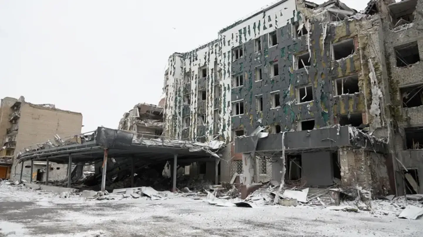 Россия разрушила Покровск и теперь находится всего в трех километрах от его центра.
