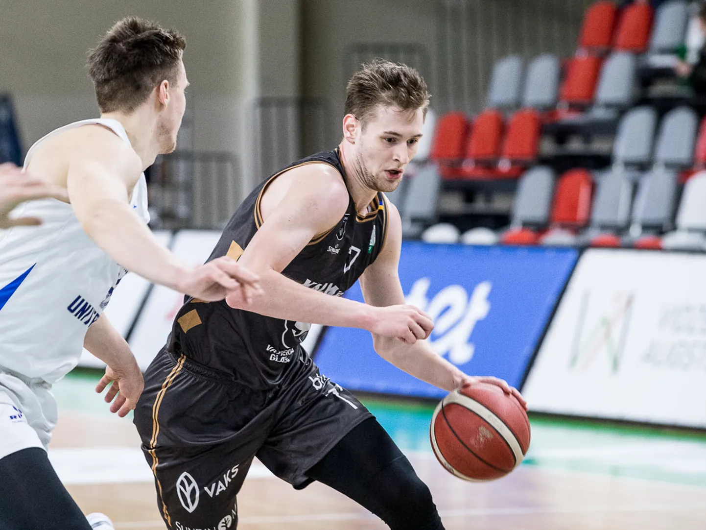 Andrii Voinalovych
