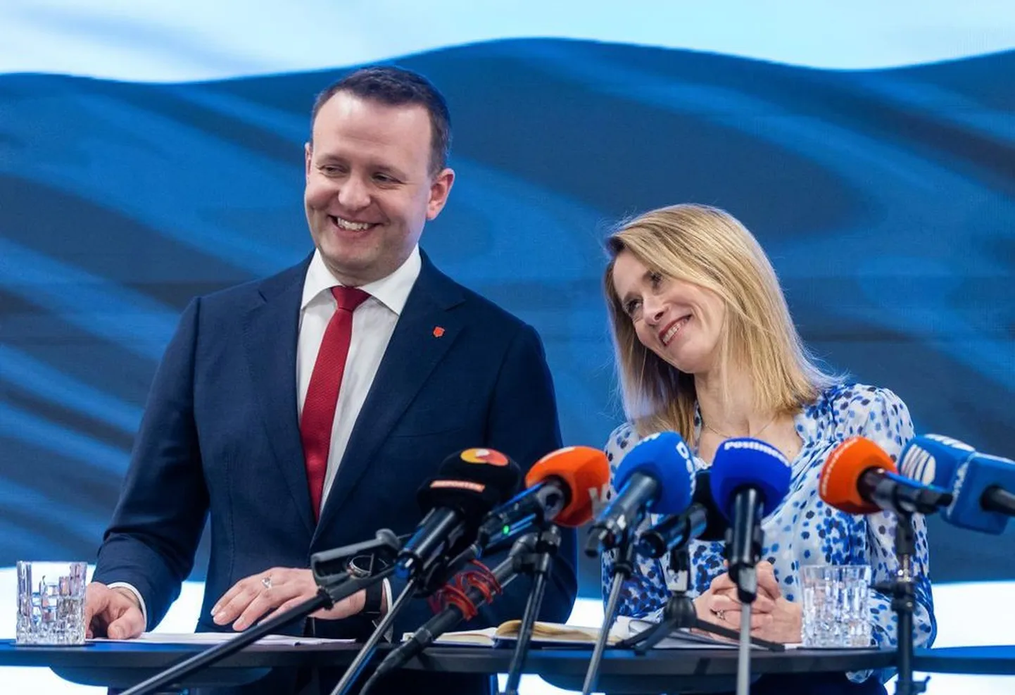 Министр МВД Эстонии Лаури Ляэнеметс и премьер-министр Кая Каллас.