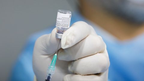 Eesti eksperdid ei toeta koroonavaktsiini teise doosi edasilükkamist