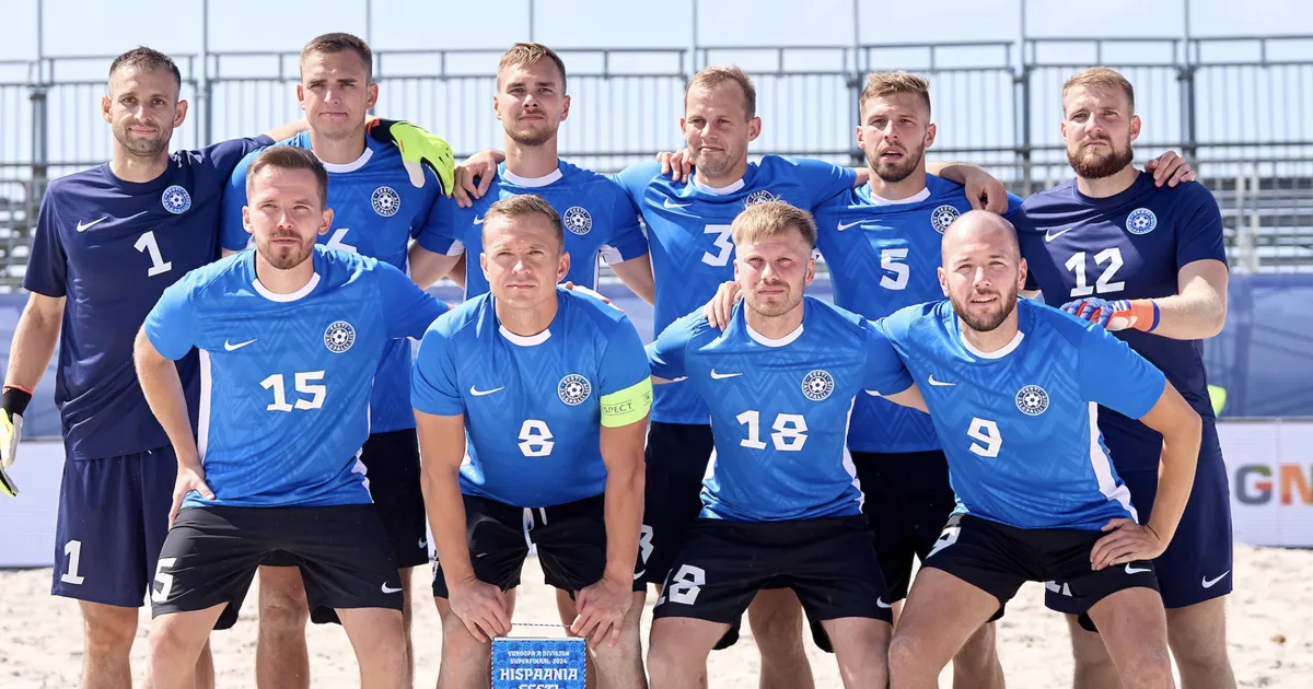 saame Ukraina lipud õlgadele ning laulame hümni