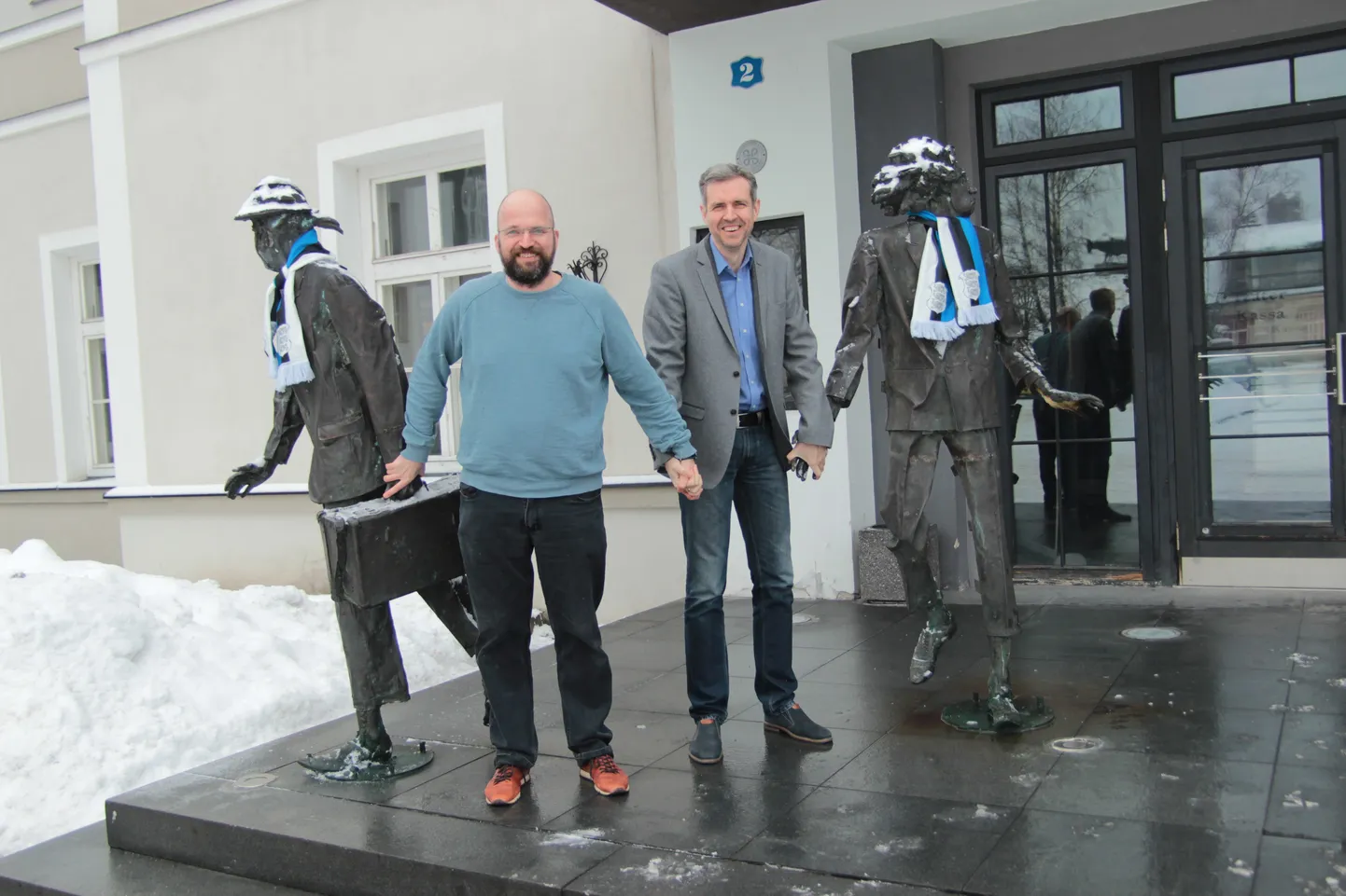Teatrijuhid Peeter Raudsepp (vasakul) ja Velvo Väli.