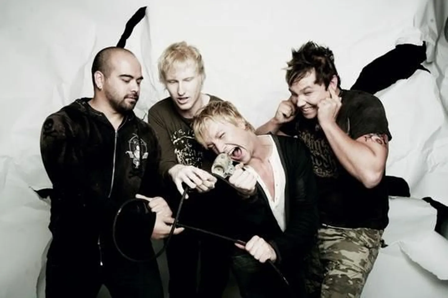 Sunrise Avenue.