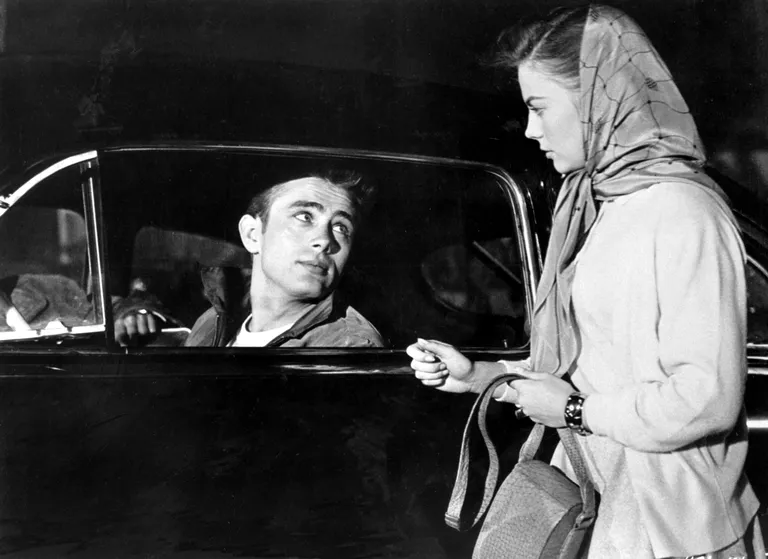 James Dean ja Natalie Wood filmis «Rebel Without a Cause»