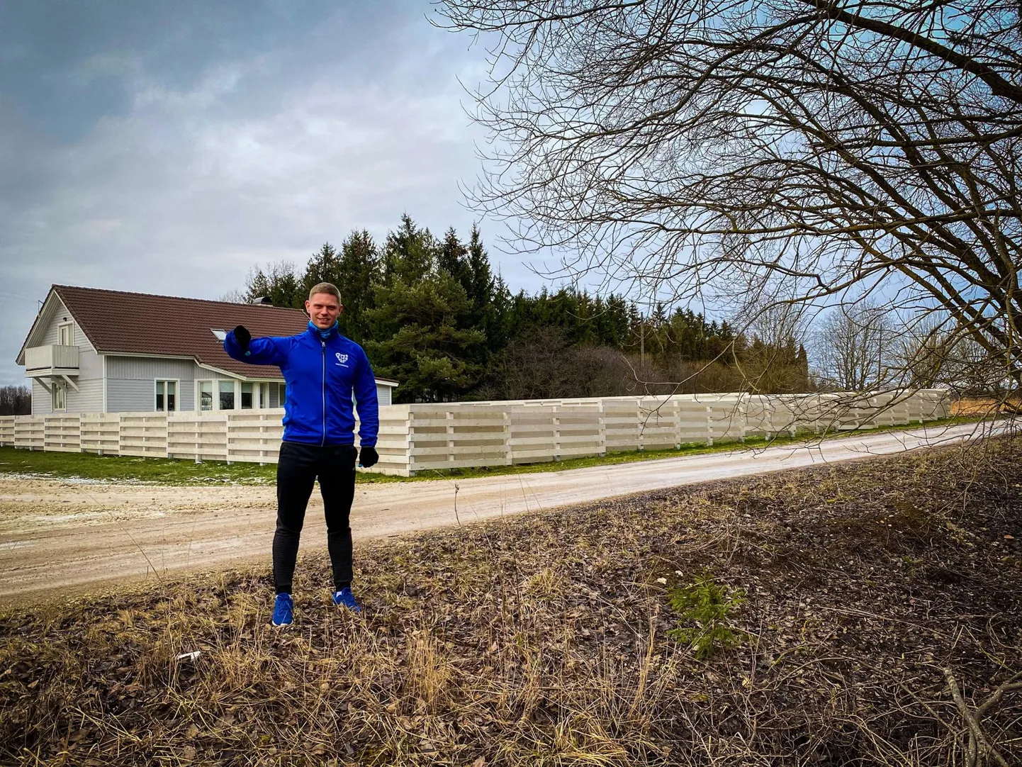 Jõekääru tänava elanik Priit Värk on saanud teisedki maaomanikud nõusse muuta omavalitsuste piiri nii, et edaspidi asuksid nende valdused Türi valla asemel Paide linnas.