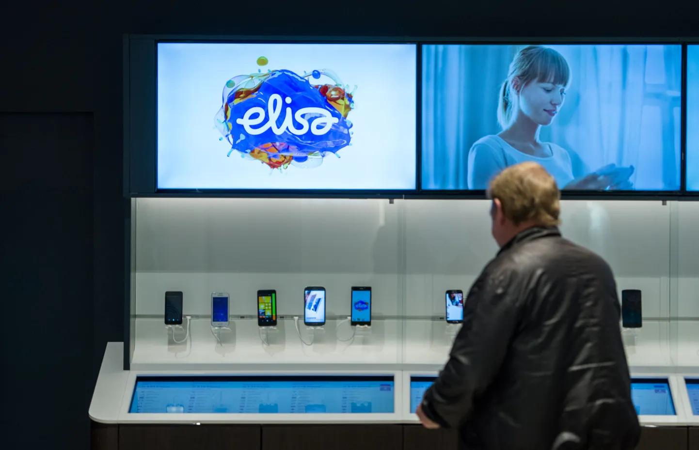 Elisa esindus Ülemiste keskuses