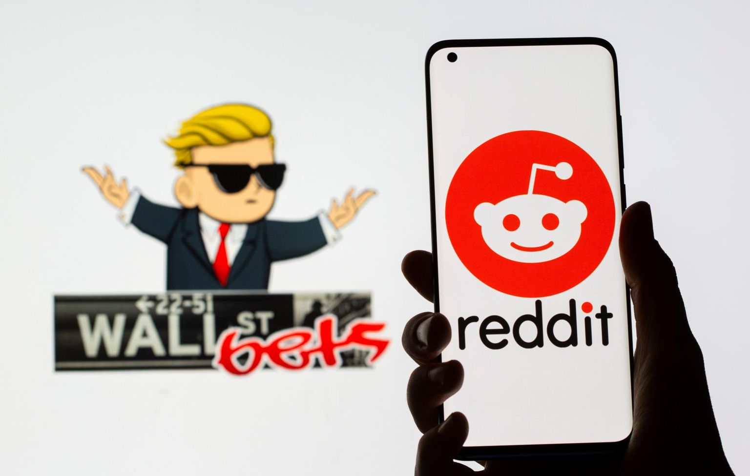 Suhtluskeskkonna Reddit logo ja foorumi Wall Street Bets logo mille kaudu käib GameStopi ja teiste aktsiate ülesrääkimine.