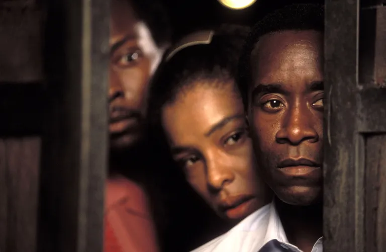 «Hotel Rwanda». Peaosaline Don Cheadle.