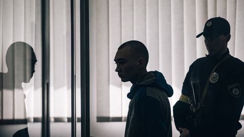 BBC ⟩ Venemaa saadab koolilõpetajad Ukrainasse kahurilihaks