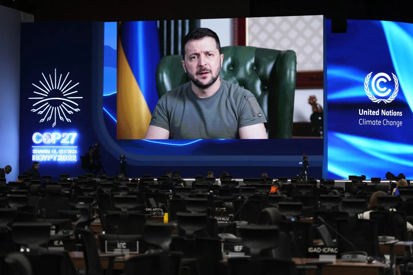 Ukraina president Volodõmõr Zelenskõi rääkimas videovahendusel ÜRO kliimakonverentsil COP27 8. novembril.