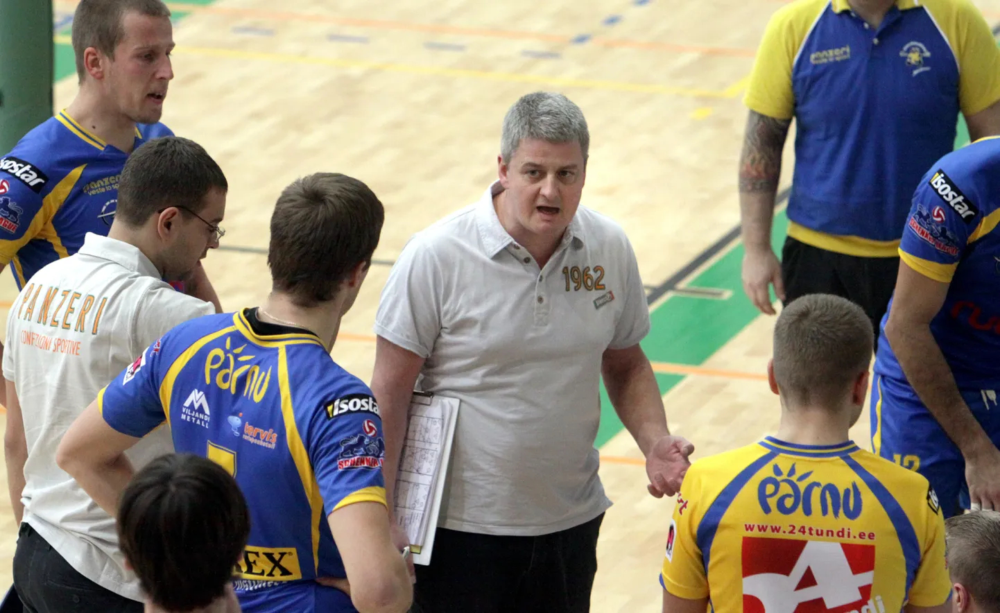 Peatreener Urmas Tali viis Pärnu võrkpalliklubi pronksmedaliteni