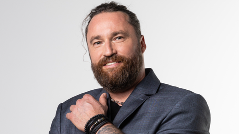 ''Ģimene burkā'' eksperts vīru kompānijā analizē, kā sievietes kritika par sniegumu gultā ietekmē attiecības