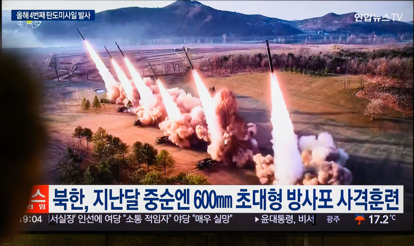 Uudis Põhja-Korea raketi laskmisest Lõuna-Korea televisioonis.
