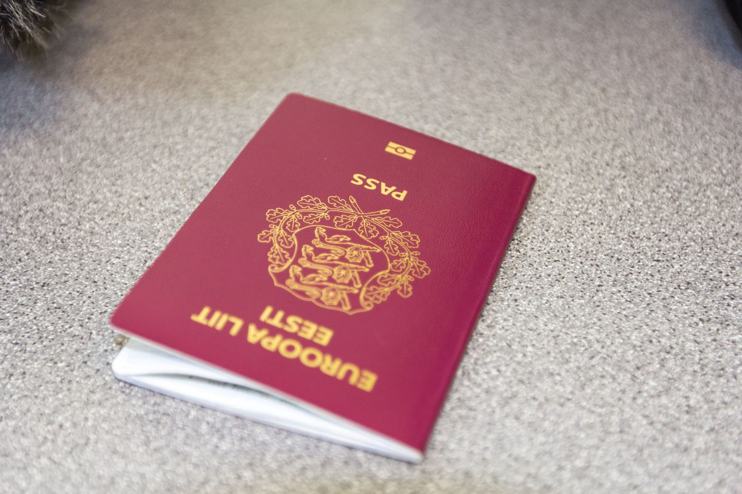 Эстонский паспорт.