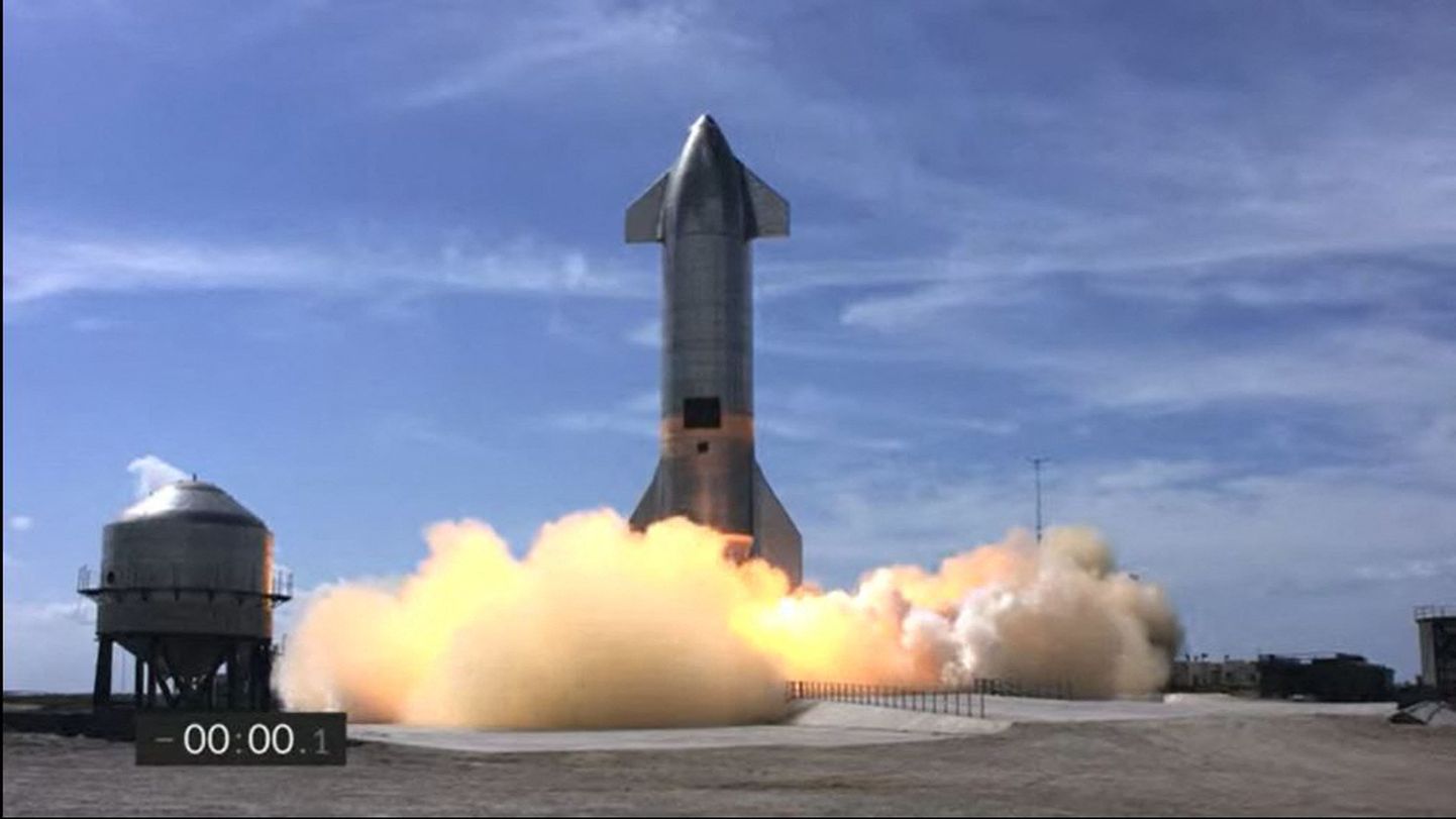 SpaceXi prototüüprakett Starship SN10 õhkutõusmisel