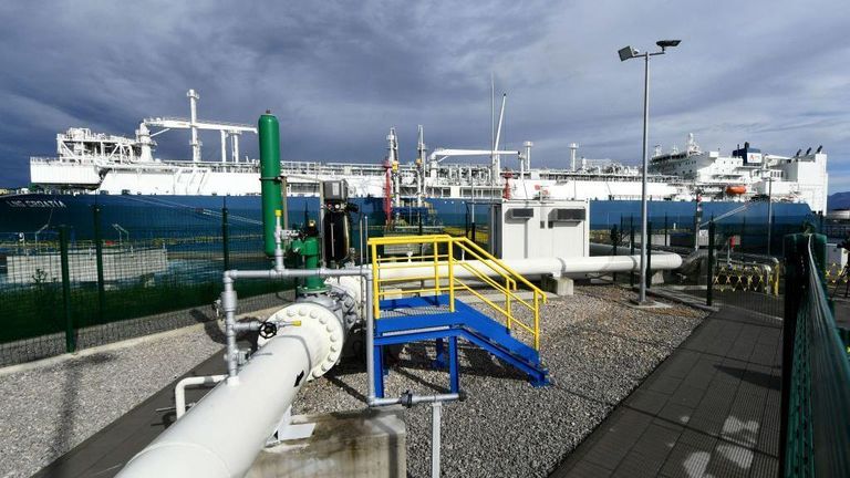 ЕС переключился с российского трубопроводного газа на сжиженный. Новый терминал для приема СПГ в Хорватии